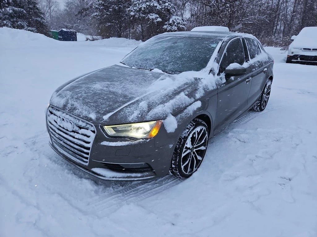 Audi A3 * 2.0T Progressiv * CARFAX * БЕЗ ПЪРВОНАЧАЛНА ВНОС, снимка 1