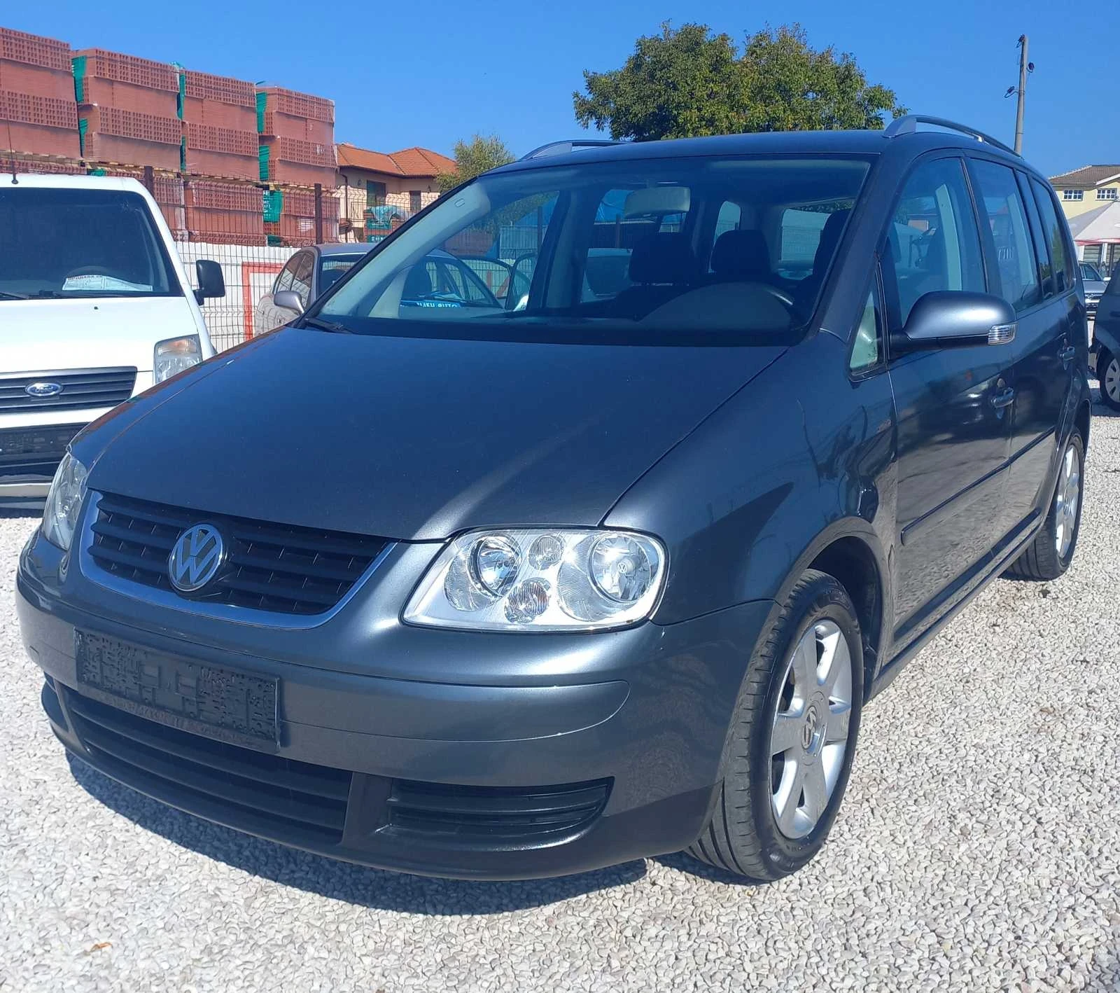 VW Touran 2.0 tdi-BKD-HIGLINE - изображение 2