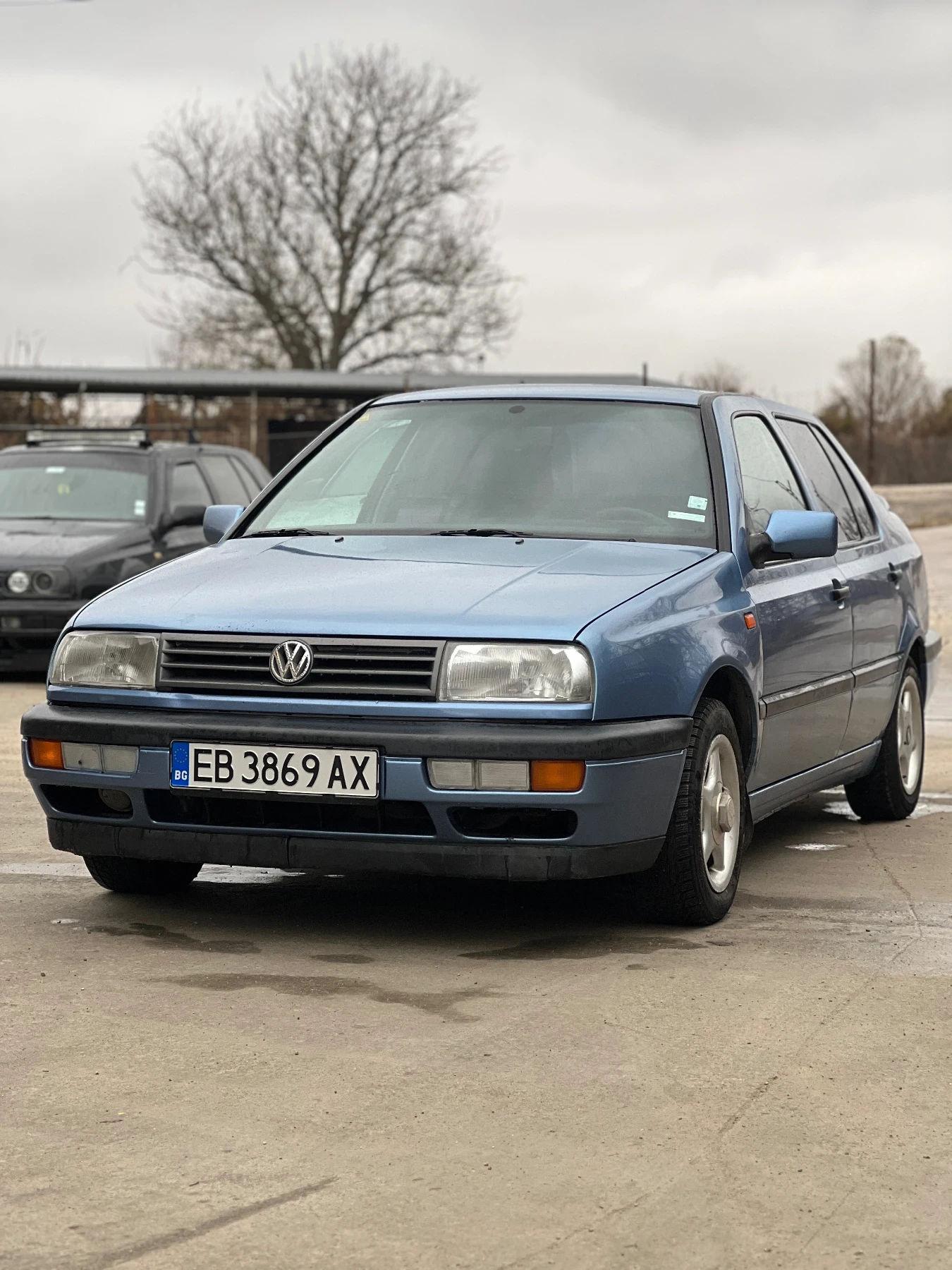 VW Vento 1.6 - изображение 2