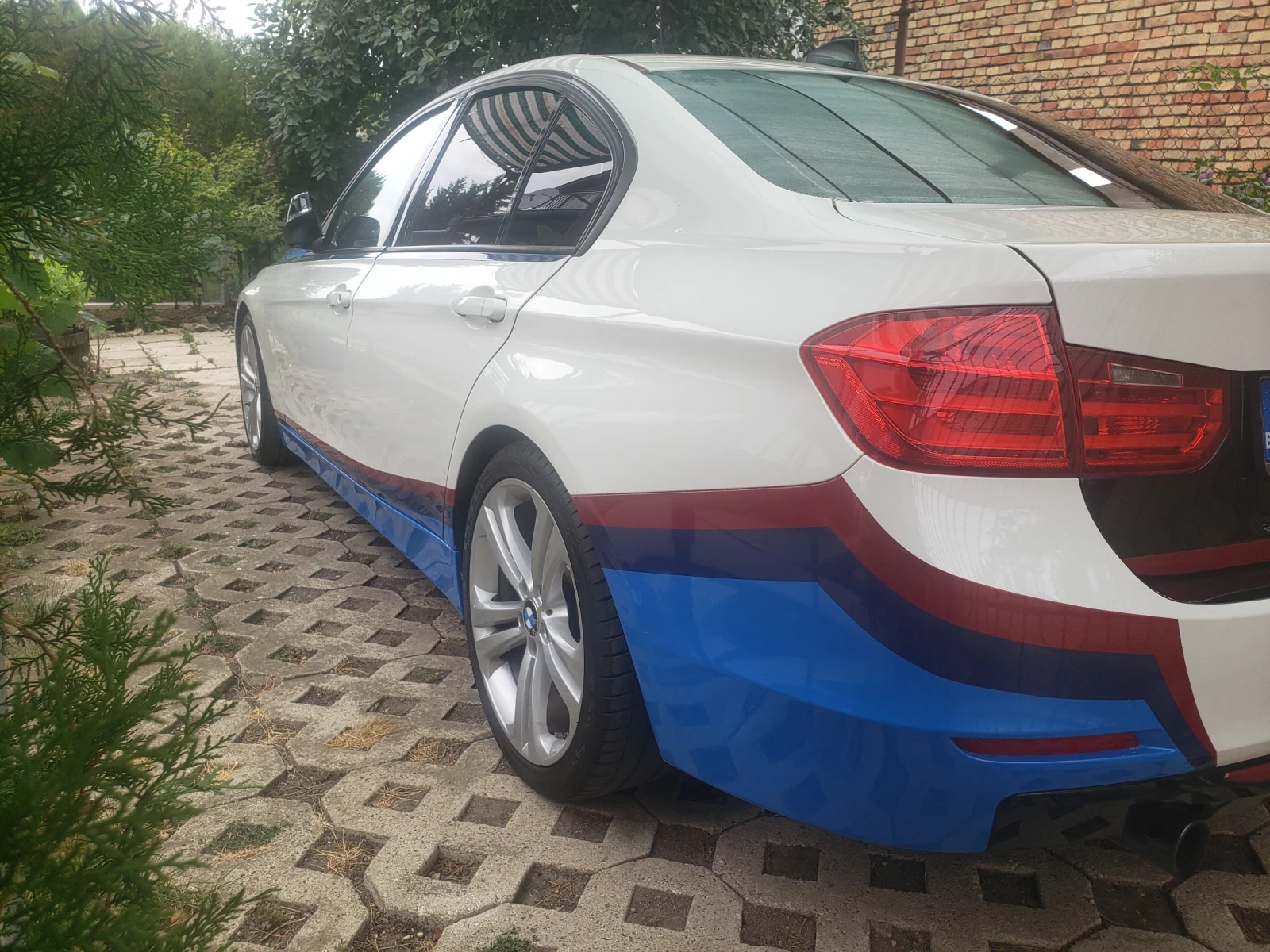 BMW 335  - изображение 2