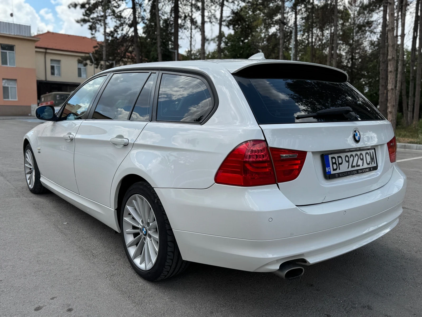 BMW 320 320D Xdrive  - изображение 3
