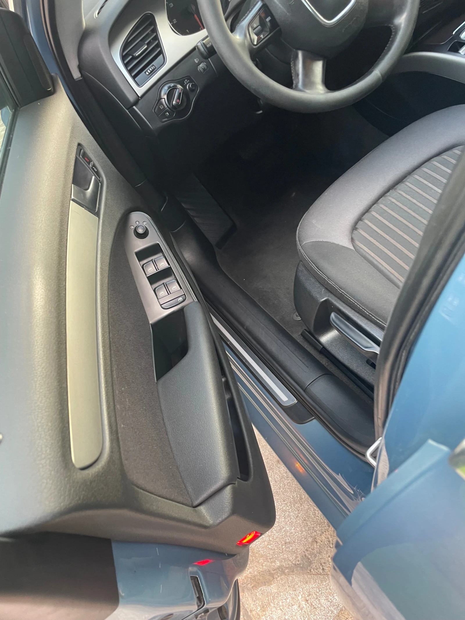 Audi A4 B8 A4 Avant TDI2.0 - изображение 8