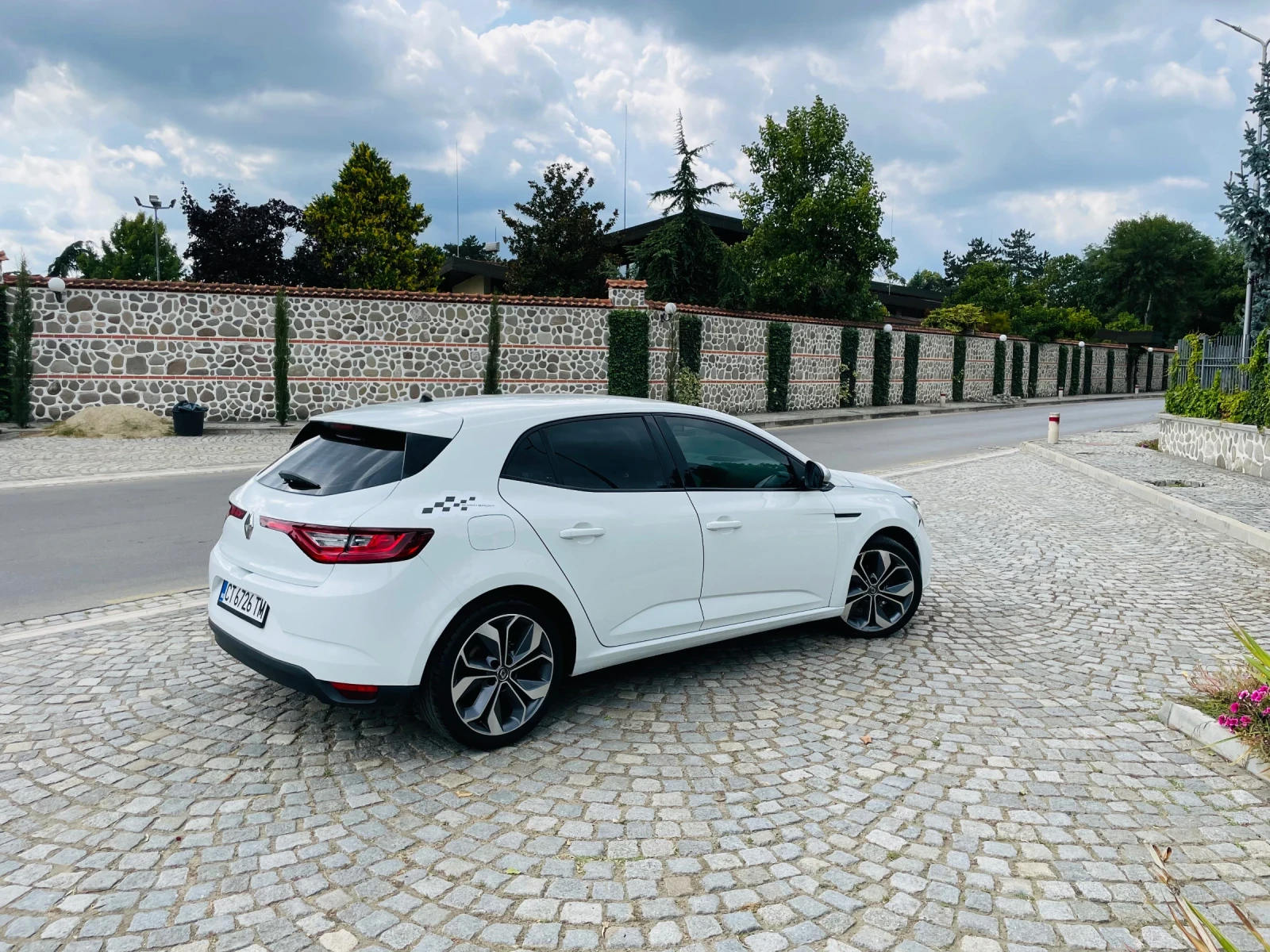 Renault Megane 1.6 ГАЗ - изображение 5
