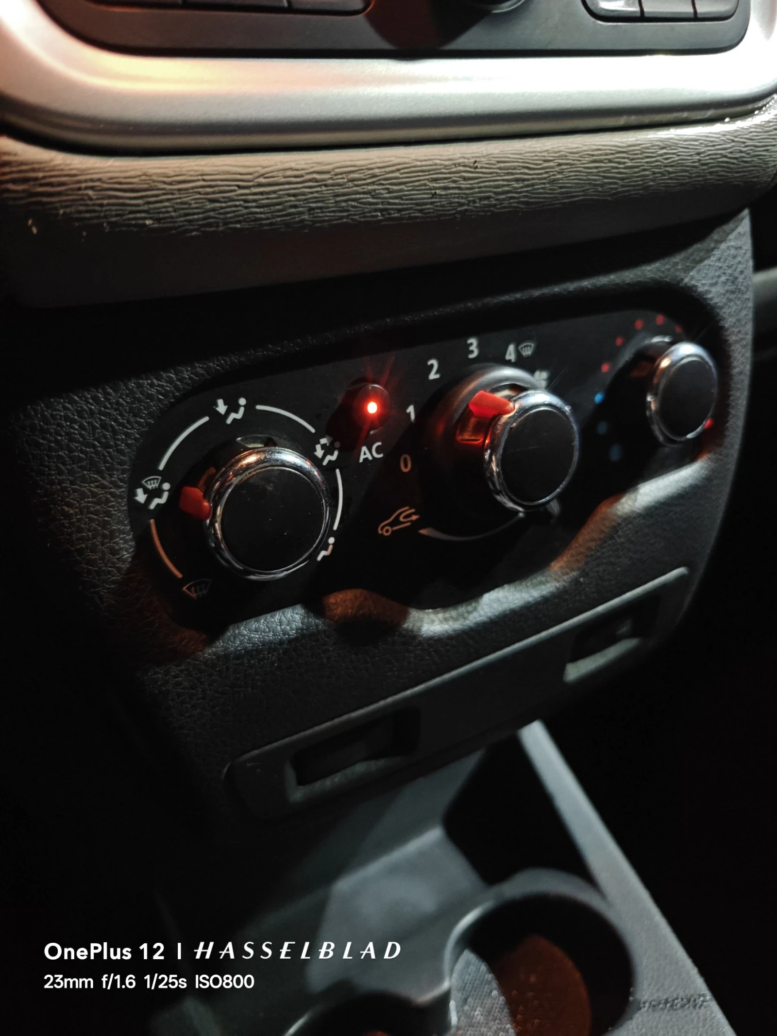 Dacia Dokker 1.5 dCi 90 Klima 1   | Mobile.bg   8