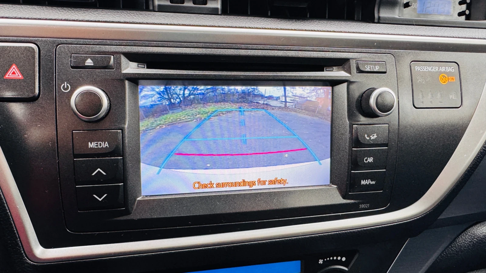 Toyota Auris 1.8 Hybrid | Mobile.bg � ����������� 15