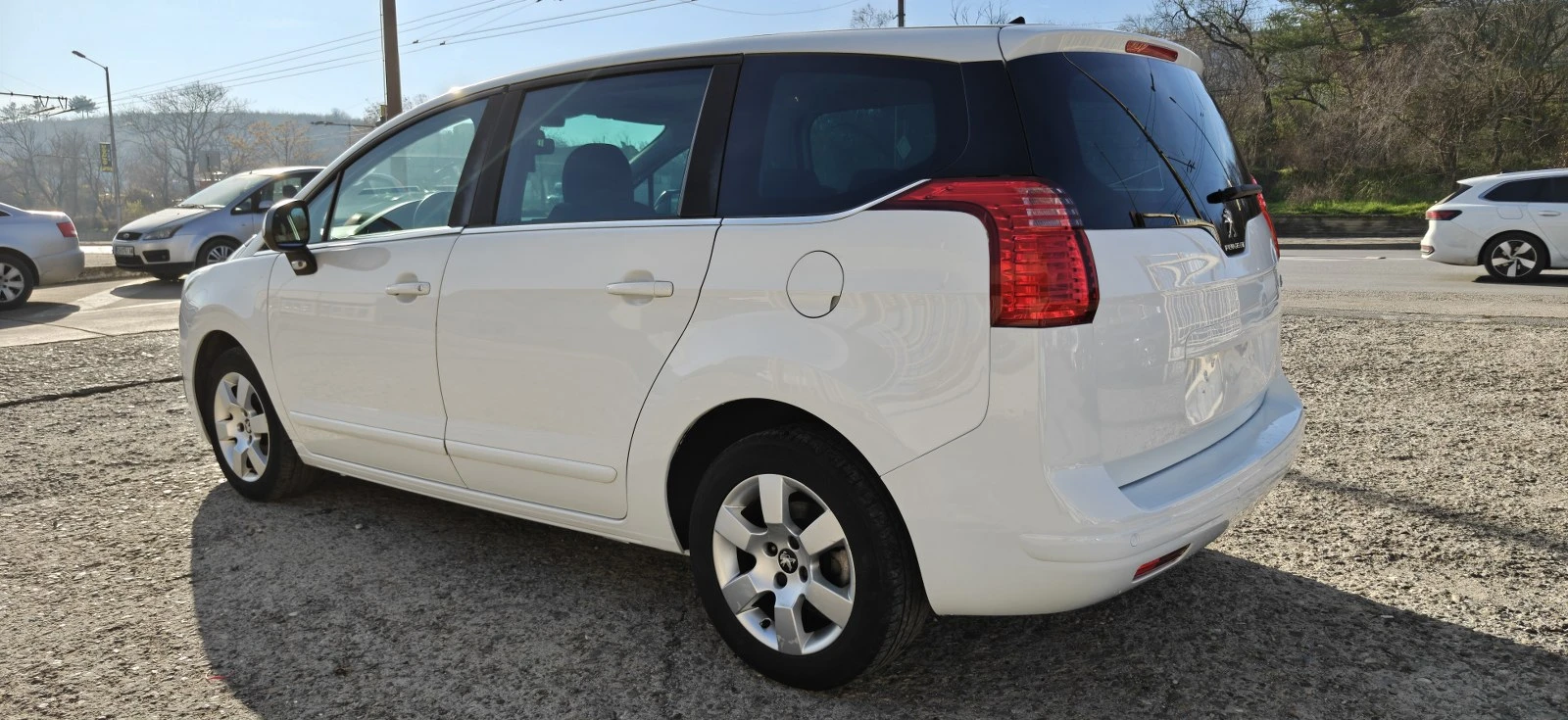 Peugeot 5008 1.6HDI-16г-7м - изображение 5