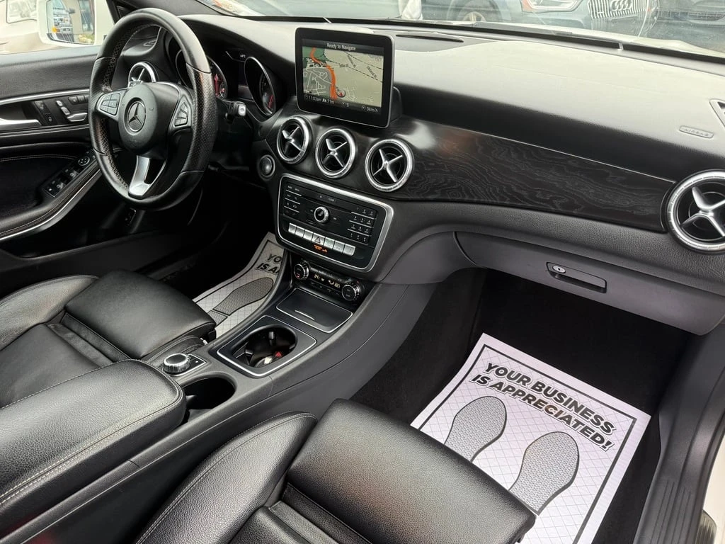Mercedes-Benz CLA * CLA250 4MATIC NAVI R.CAM ALLOY WHEELS! * CARFAX  | Mobile.bg � ����������� 12
