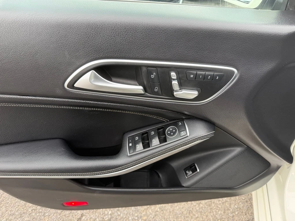 Mercedes-Benz CLA * CLA250 4MATIC NAVI R.CAM ALLOY WHEELS! * CARFAX  - изображение 8