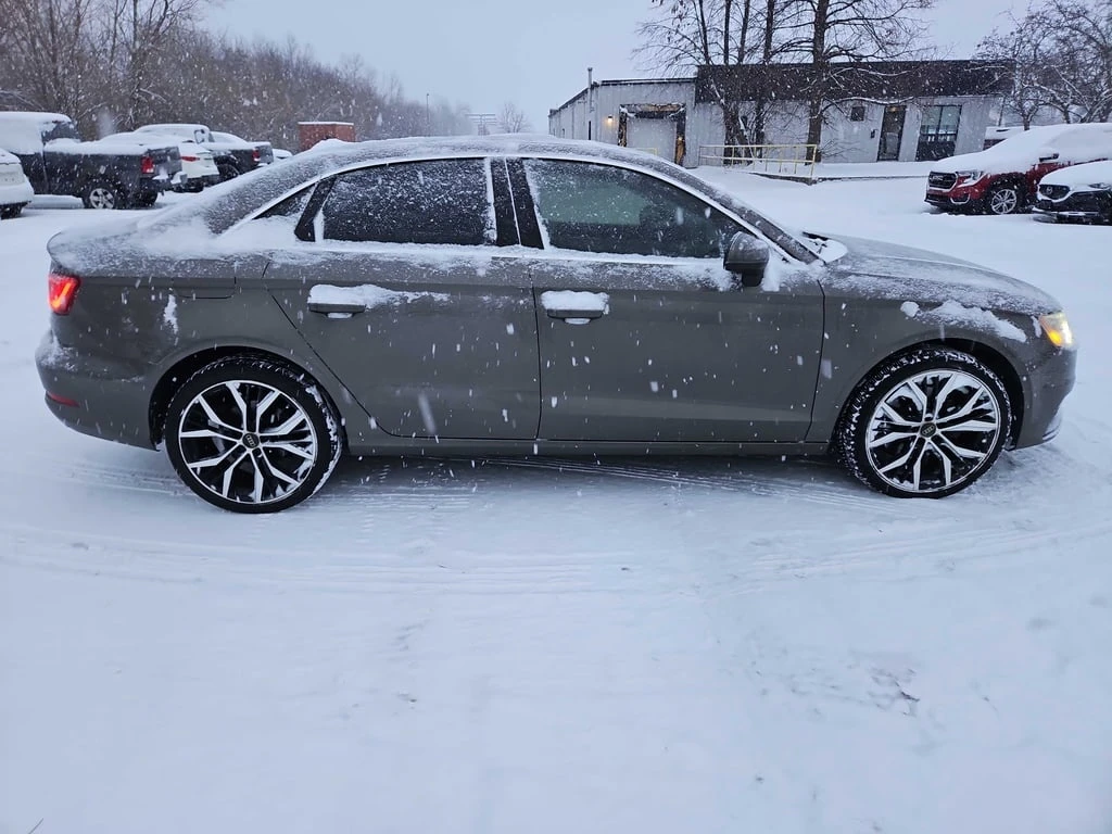 Audi A3 * 2.0T Progressiv * CARFAX * ��� ������������ ���� | Mobile.bg � ����������� 3