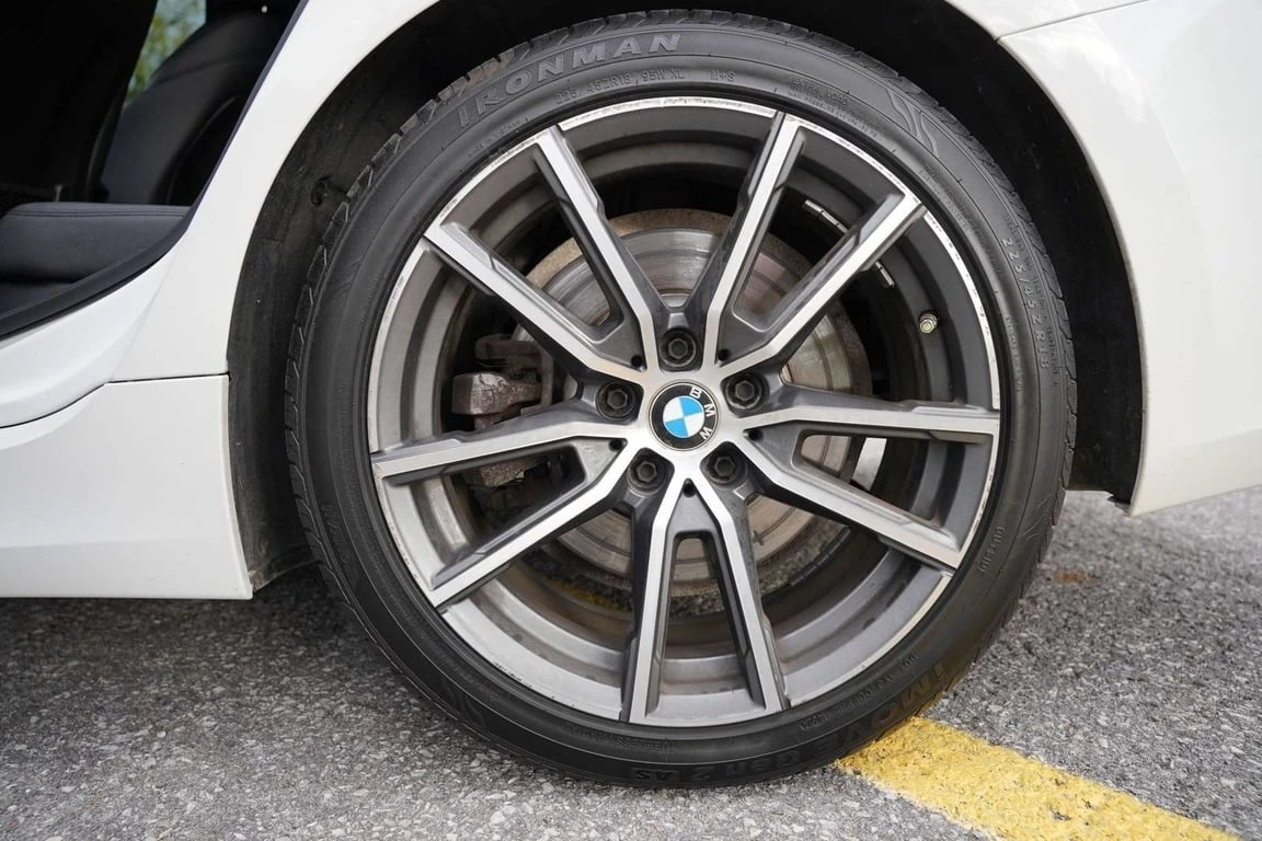 BMW 330 * xDrive * CARFAX * ���� �� �� | Mobile.bg � ����������� 8