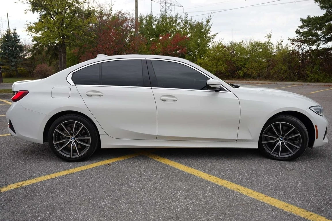 BMW 330 * xDrive * CARFAX * ���� �� �� | Mobile.bg � ����������� 3