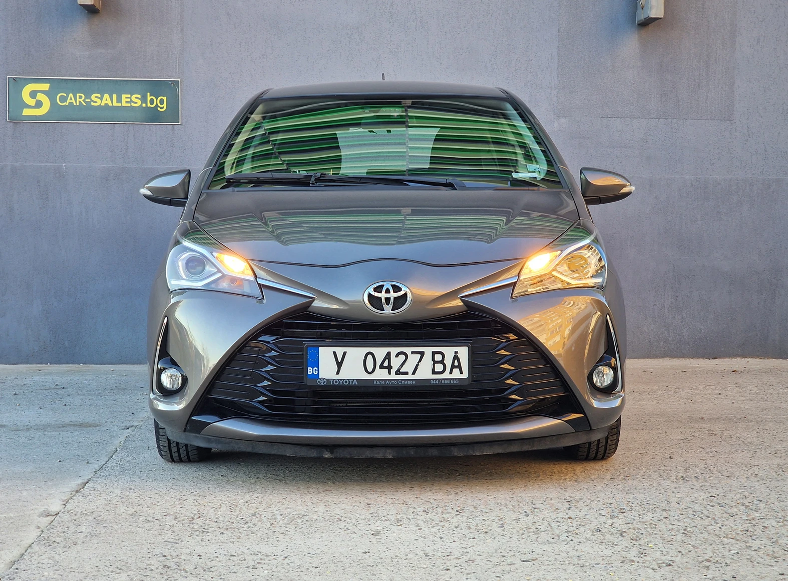 Toyota Yaris 1.5 Автоматик от България - изображение 2