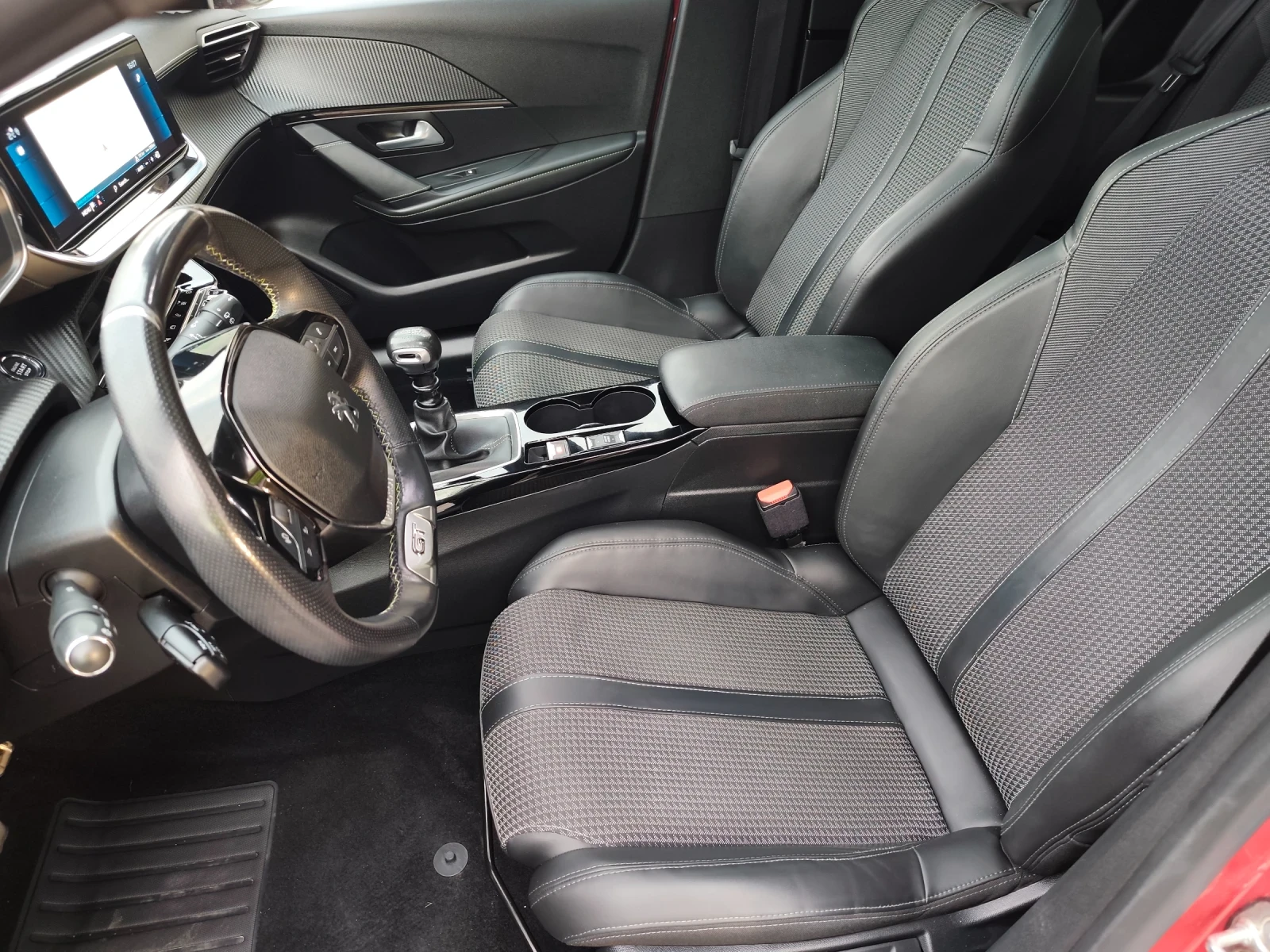 Peugeot 208 1.2Tyrbo GT-Line | Mobile.bg � ����������� 15