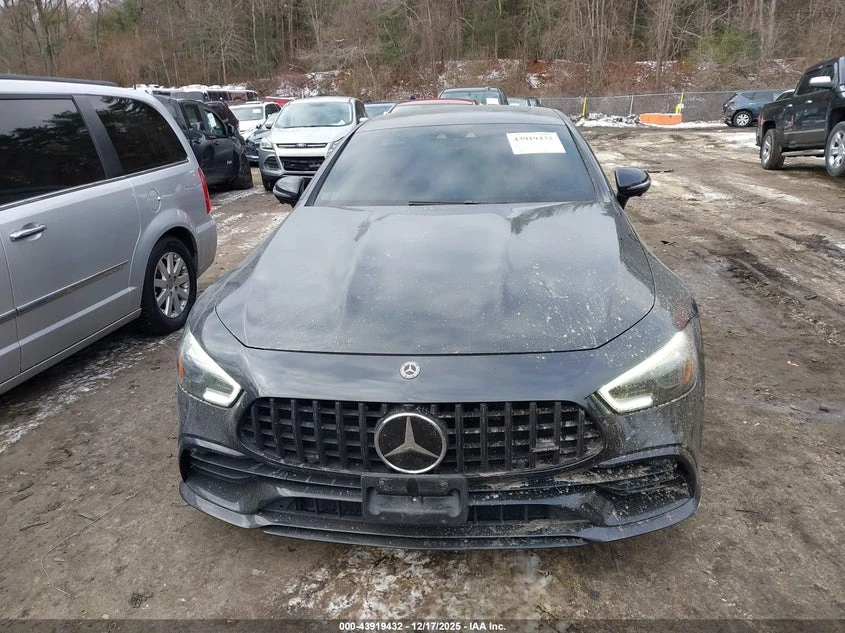 Mercedes-Benz AMG GT 3l 53 4-Door Coupe, снимка 13 - Автомобили и джипове - 53809429