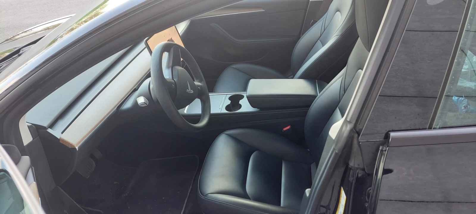 Tesla Model 3 LFP 62kwh, снимка 9 - Автомобили и джипове - 54160425