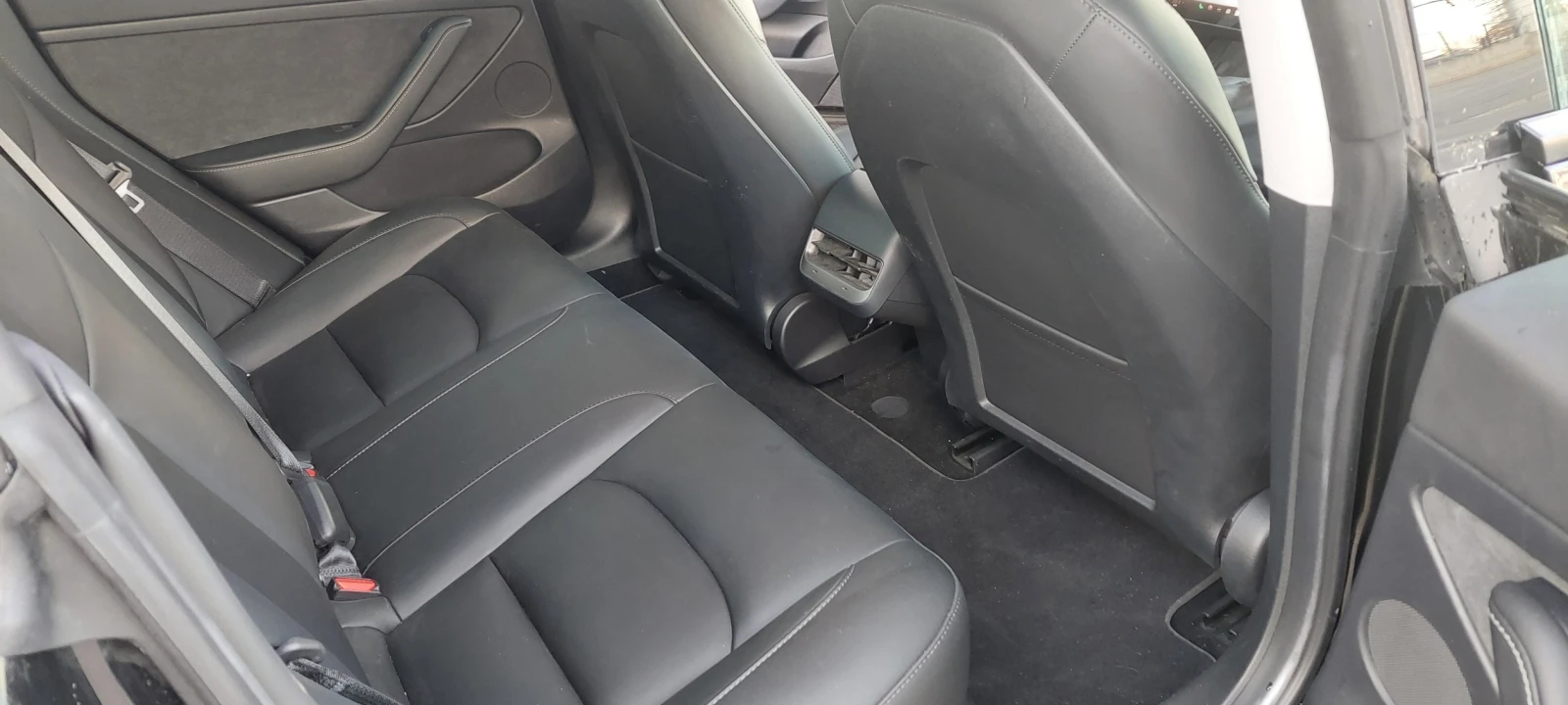 Tesla Model 3 LFP 62kwh, снимка 16 - Автомобили и джипове - 54160425