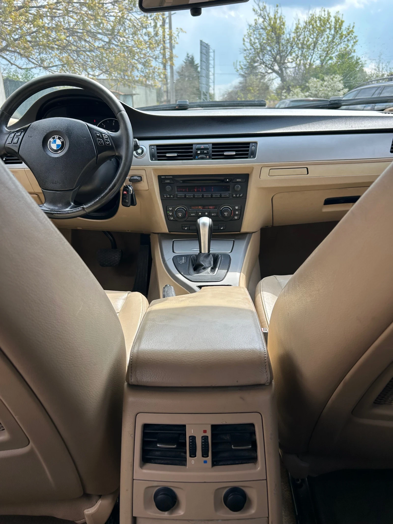 BMW 320 2.0d, снимка 9 - Автомобили и джипове - 54259271