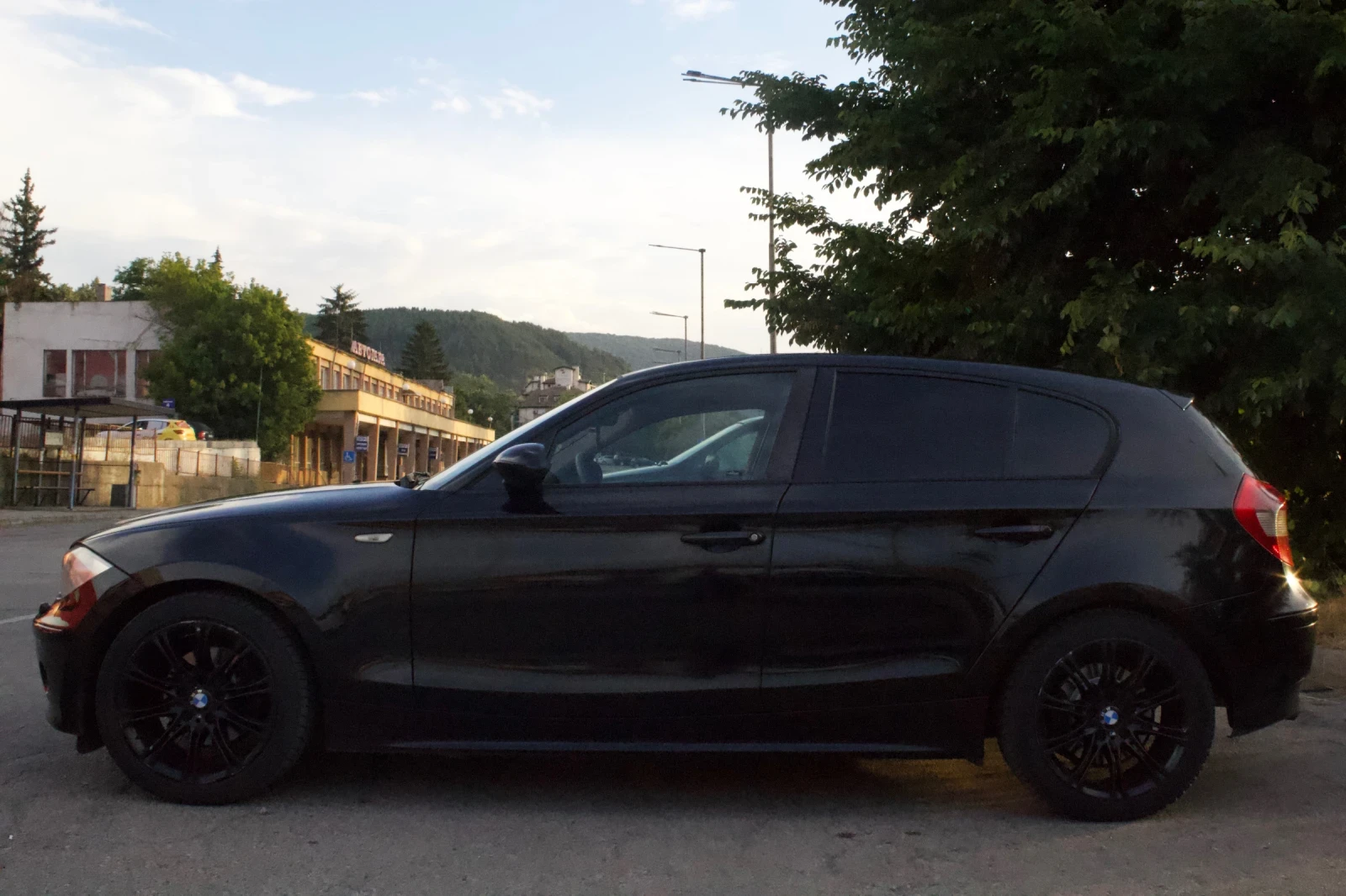 BMW 120 2.0 163 k.c., снимка 5 - Автомобили и джипове - 55349775