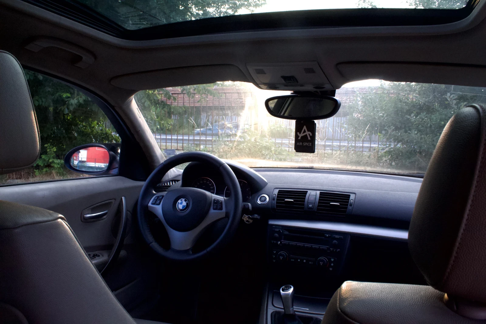 BMW 120 2.0 163 k.c., снимка 7 - Автомобили и джипове - 55349775