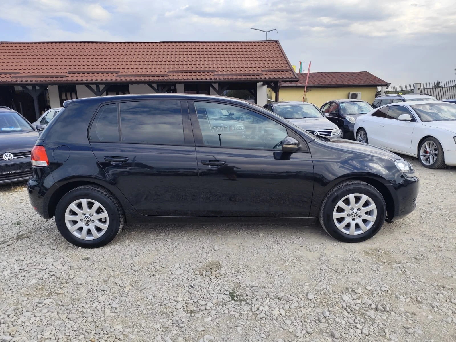VW Golf 1.6 бензин Газ Италия, снимка 4 - Автомобили и джипове - 55817478