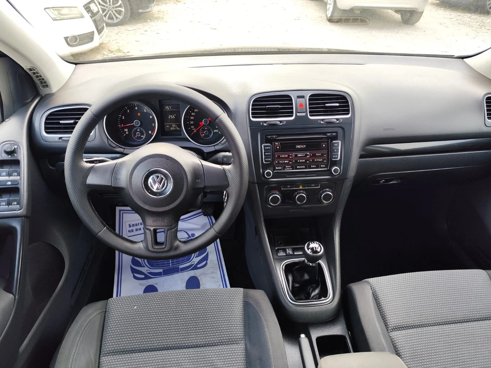 VW Golf 1.6 бензин Газ Италия, снимка 10 - Автомобили и джипове - 55817478