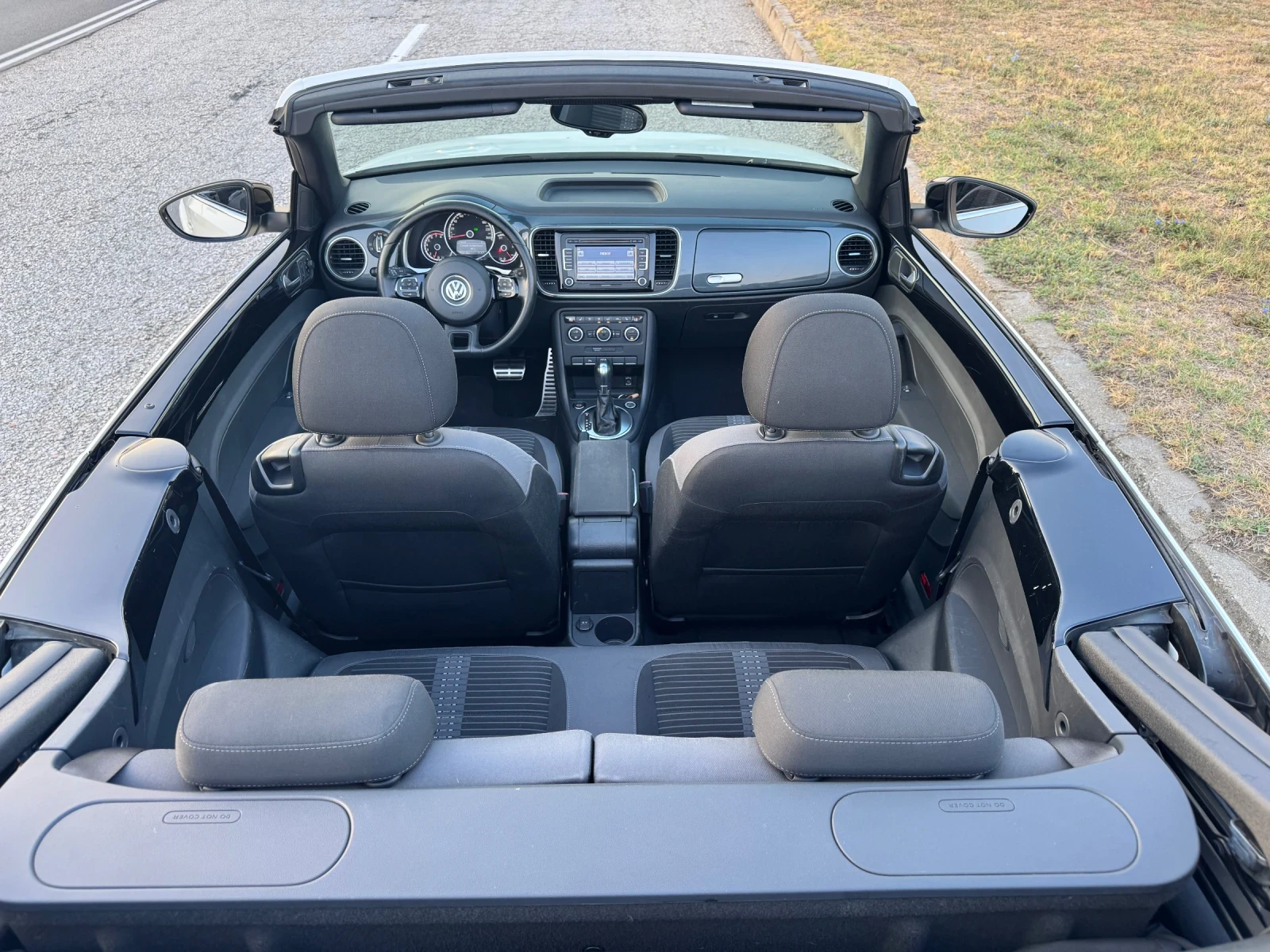 VW Beetle 1.4 Turbo Cabriolet DSG Top, снимка 14 - Автомобили и джипове - 56016376