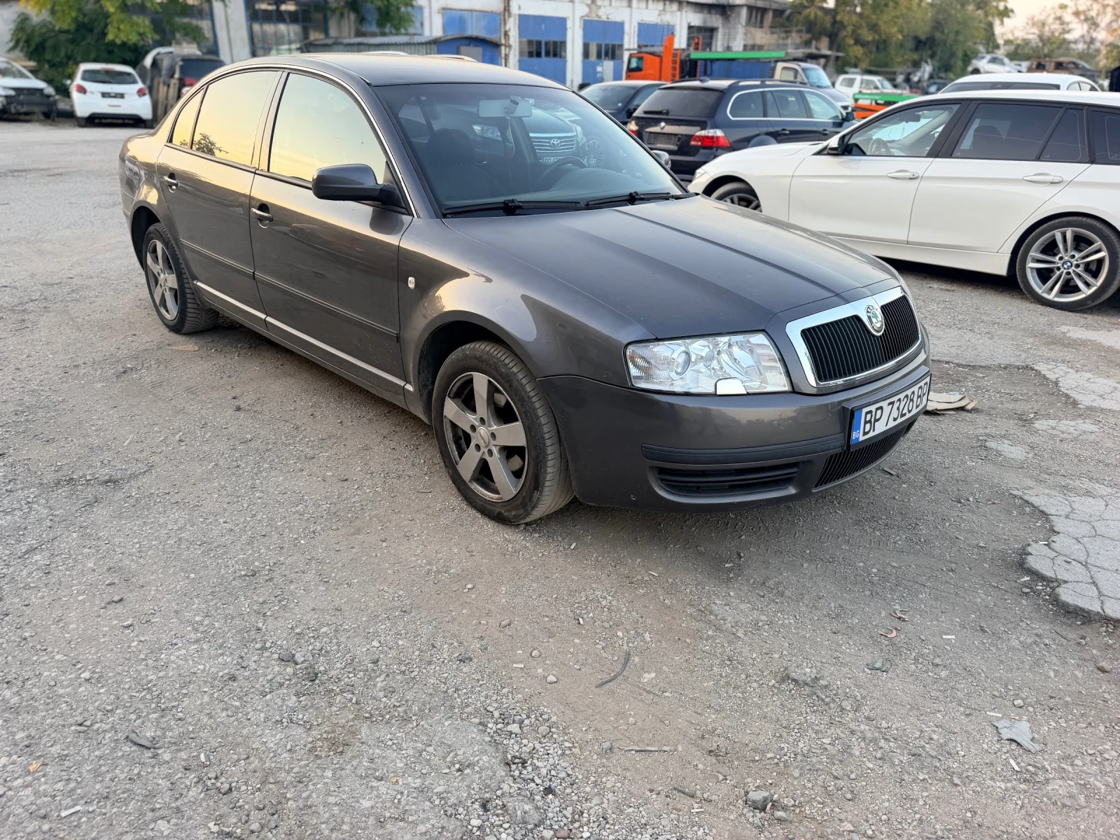 Skoda Superb 1.9TDI-131hp | Mobile.bg � ����������� 2