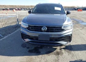     VW Tiguan R-LINE BLACK