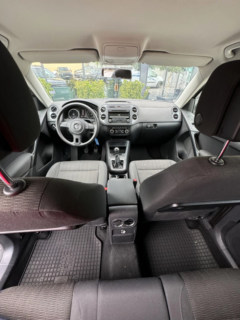 VW Tiguan, снимка 11 - Автомобили и джипове - 47419934