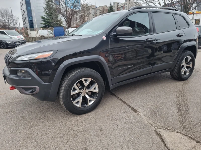 Jeep Cherokee TRAILHALK 3.2 V6, снимка 1 - Автомобили и джипове - 48226827