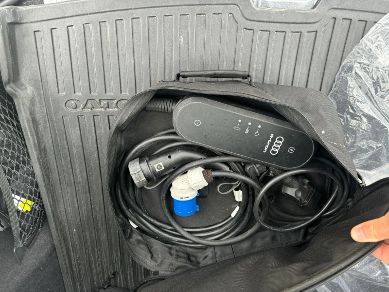 Audi Q5 45TFSI Plug-In / Sline Plus, снимка 11 - Автомобили и джипове - 49122510