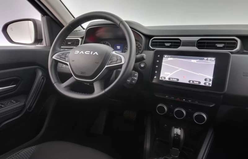 Dacia Duster 1.3TCe/ESSENTIAL/130HP/LED/NAVI/360/TEMPO/HSA/811f, снимка 12 - Автомобили и джипове - 51848079