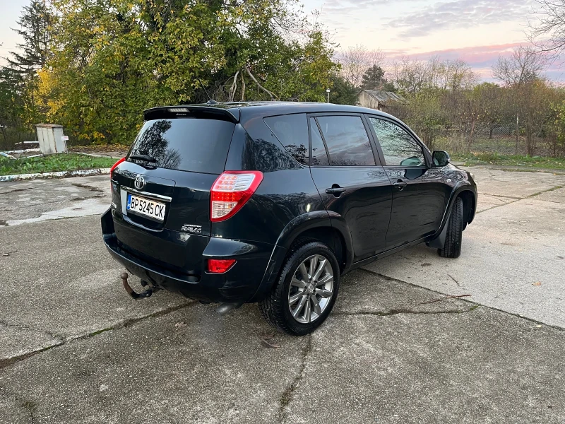 Toyota Rav4, снимка 5 - Автомобили и джипове - 52381378