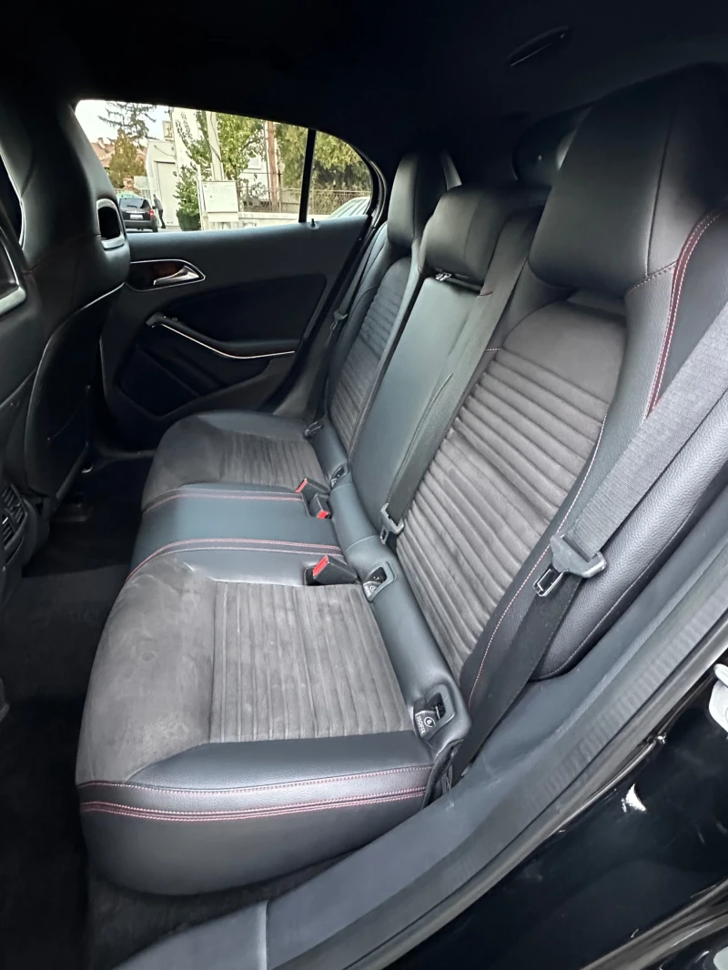 Mercedes-Benz GLA 250 AMG/4matic/сервизна история/Нов внос Швейцария, снимка 10 - Автомобили и джипове - 52631536