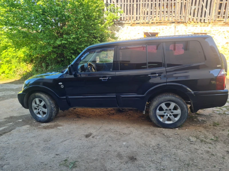 Mitsubishi Pajero 3.2 DiD, снимка 2 - Автомобили и джипове - 53115802