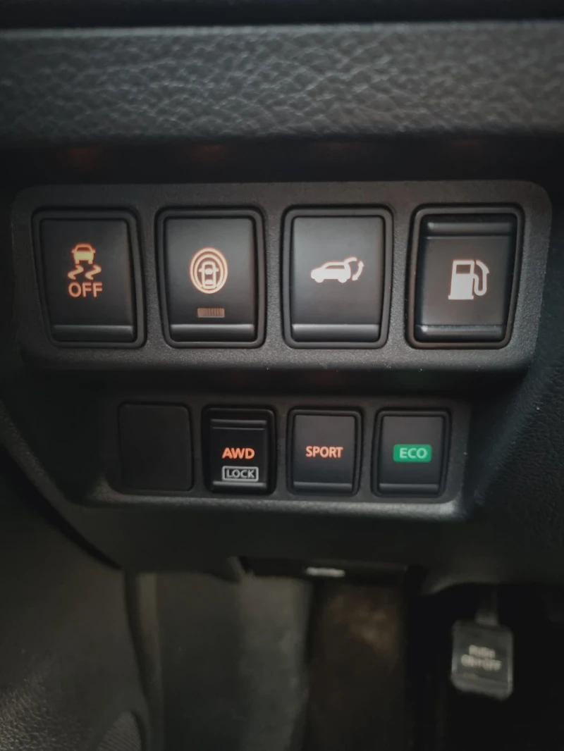 Nissan Rogue 100 000 km /100% реални/ ПЕРФЕКТЕН, снимка 7 - Автомобили и джипове - 52727111