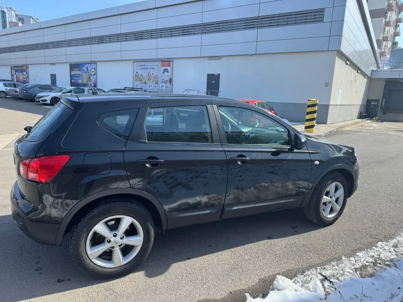 Nissan Qashqai 2.0 dCi, снимка 6 - Автомобили и джипове - 53179683