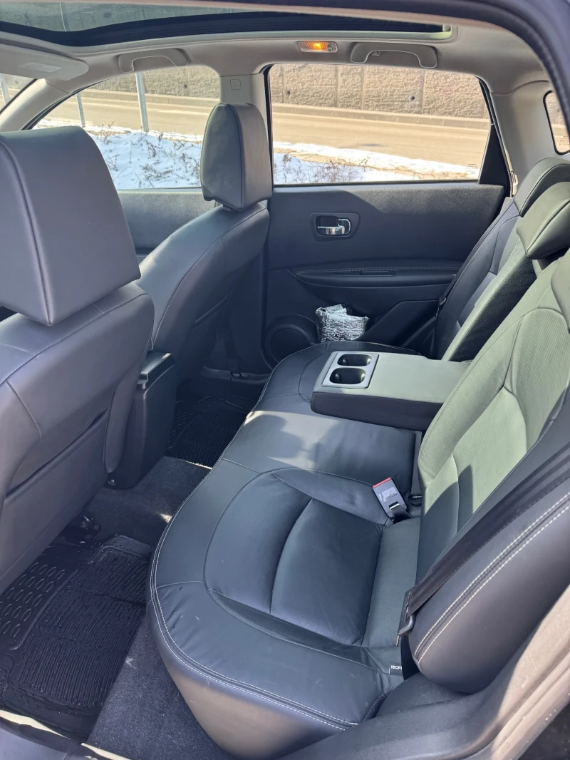 Nissan Qashqai 2.0 dCi, снимка 10 - Автомобили и джипове - 53179683