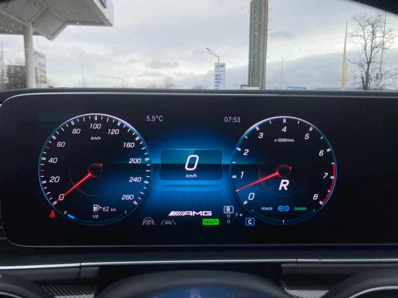 Mercedes-Benz GLE 53 4MATIC, снимка 13 - Автомобили и джипове - 53248942