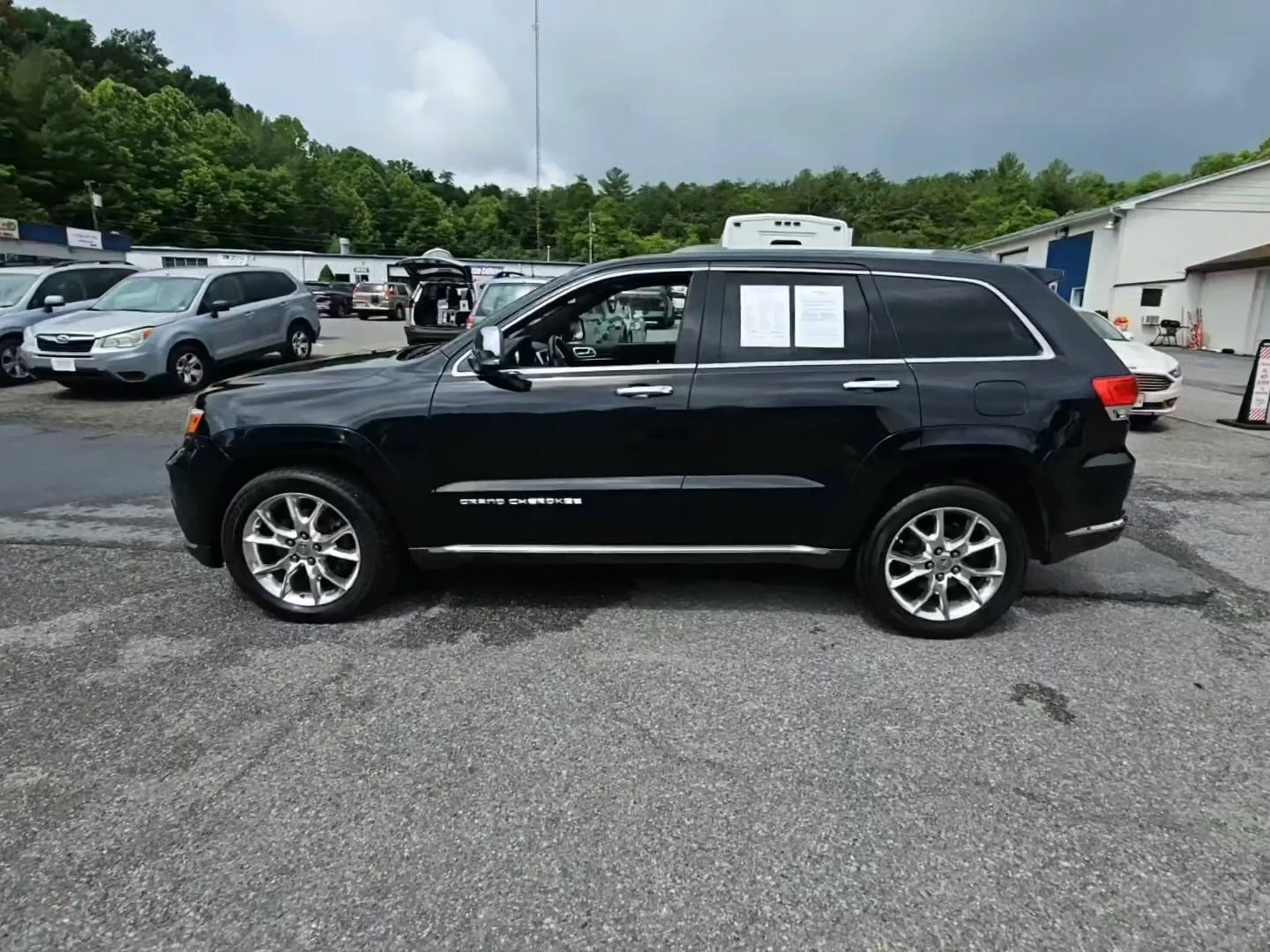 Jeep Grand cherokee SUMMIT 5.7L/КЛИП НА МОТОР - изображение 3