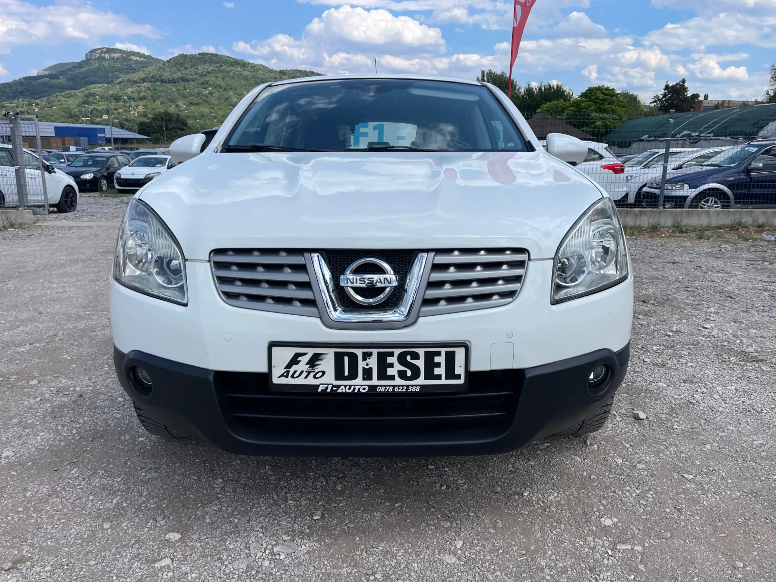 Nissan Qashqai 1.5DCI-110-ITALIA - изображение 2