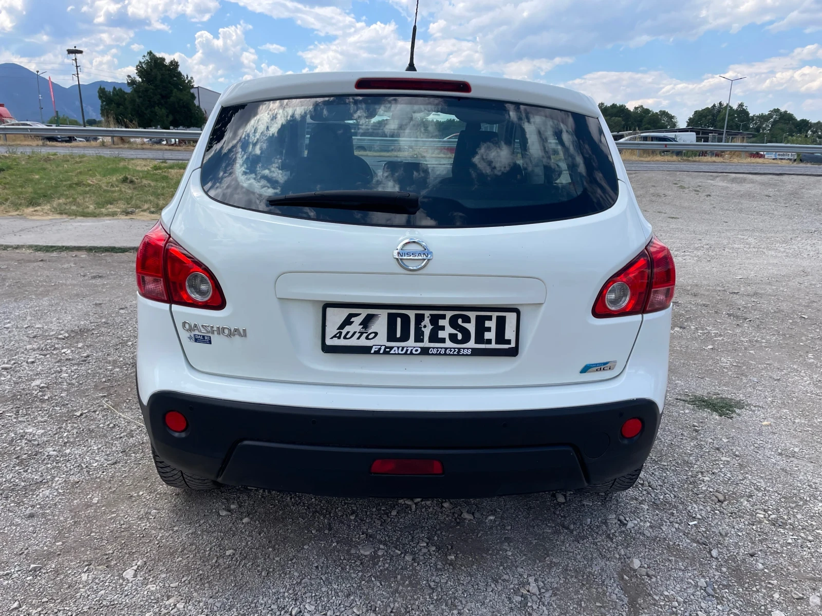 Nissan Qashqai 1.5DCI-110-ITALIA - изображение 9