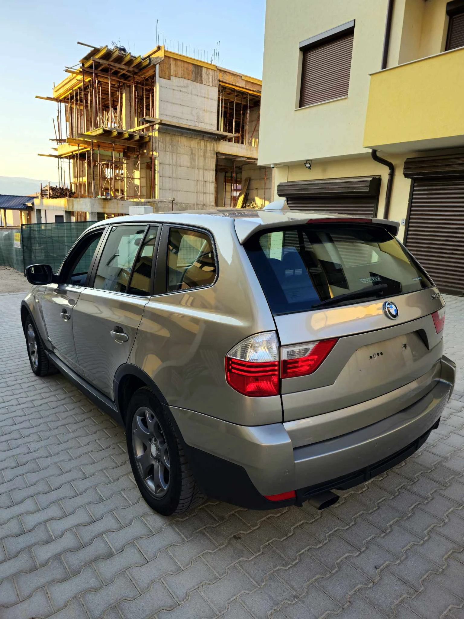 BMW X3 E83 New Face 2.0d xDrive 4x4 - изображение 4