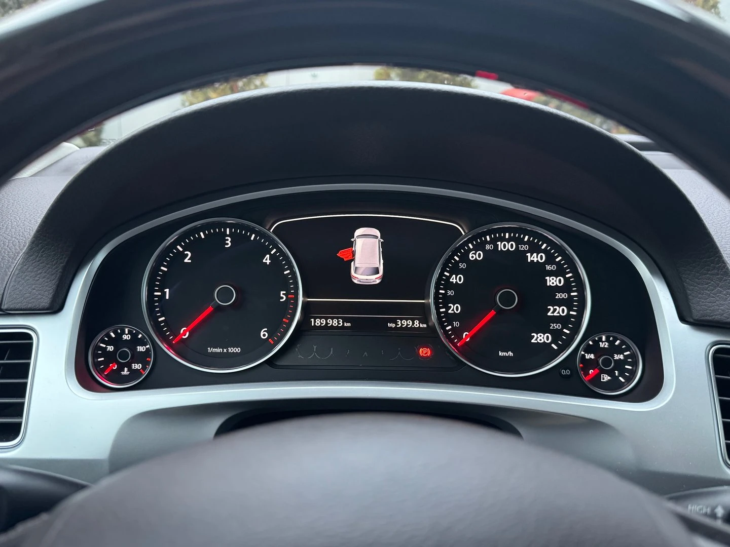 VW Touareg V6 TDI BMT 4MOTION - изображение 6
