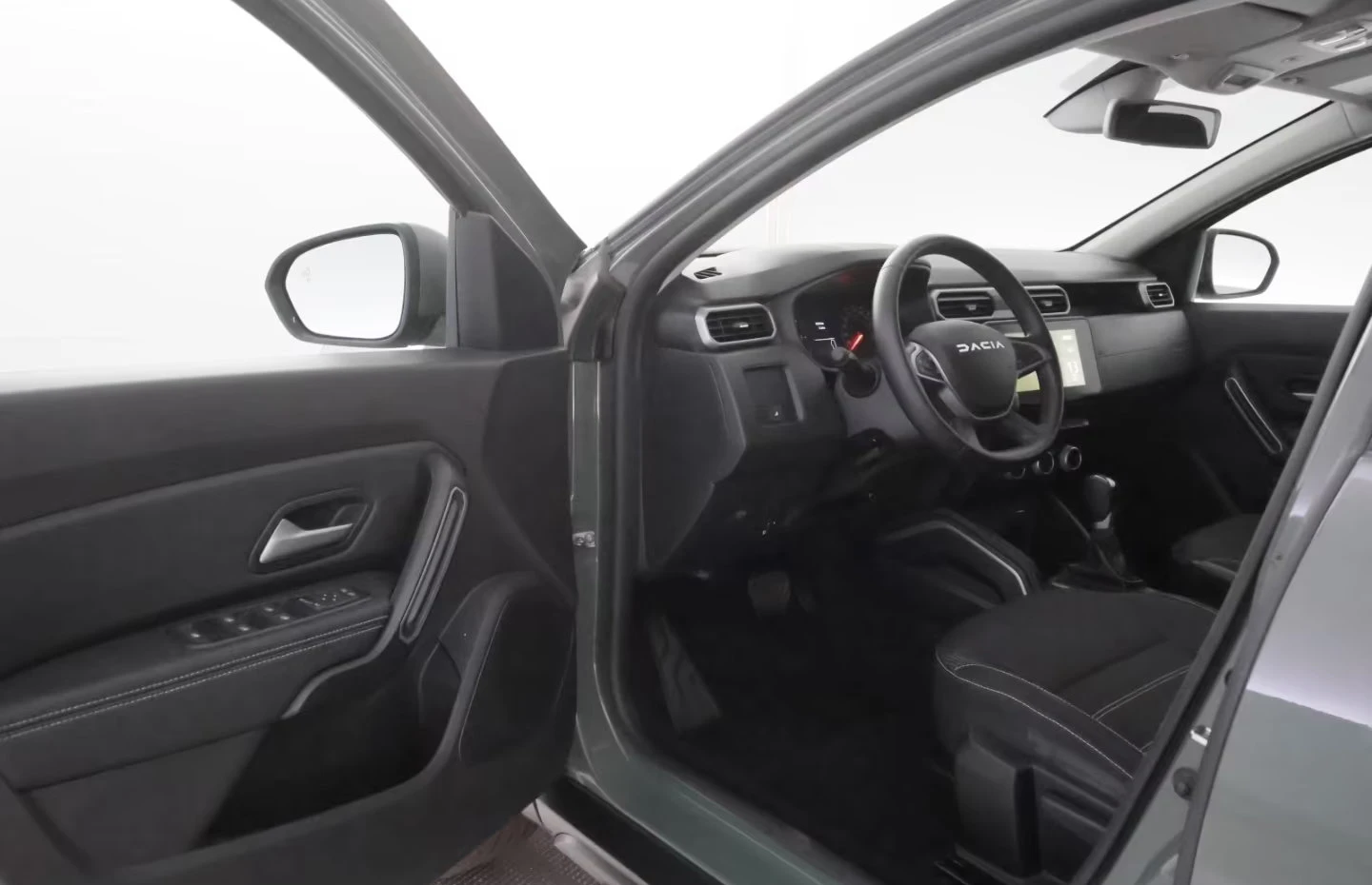 Dacia Duster 1.3TCe/ESSENTIAL/130HP/LED/NAVI/360/TEMPO/HSA/811f - изображение 10