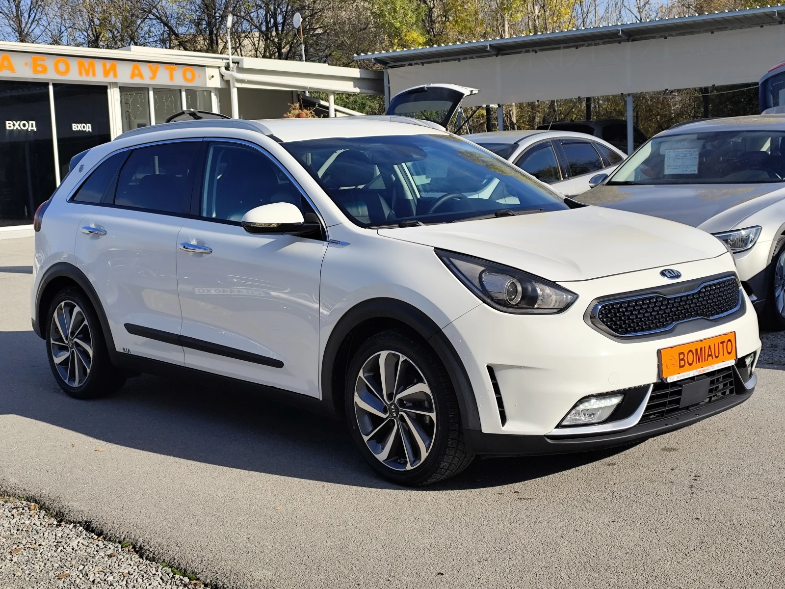 Kia Niro 1.6* ECO HYBRID* EURO6D* LED* NAVI* AUTOMATIC - изображение 3