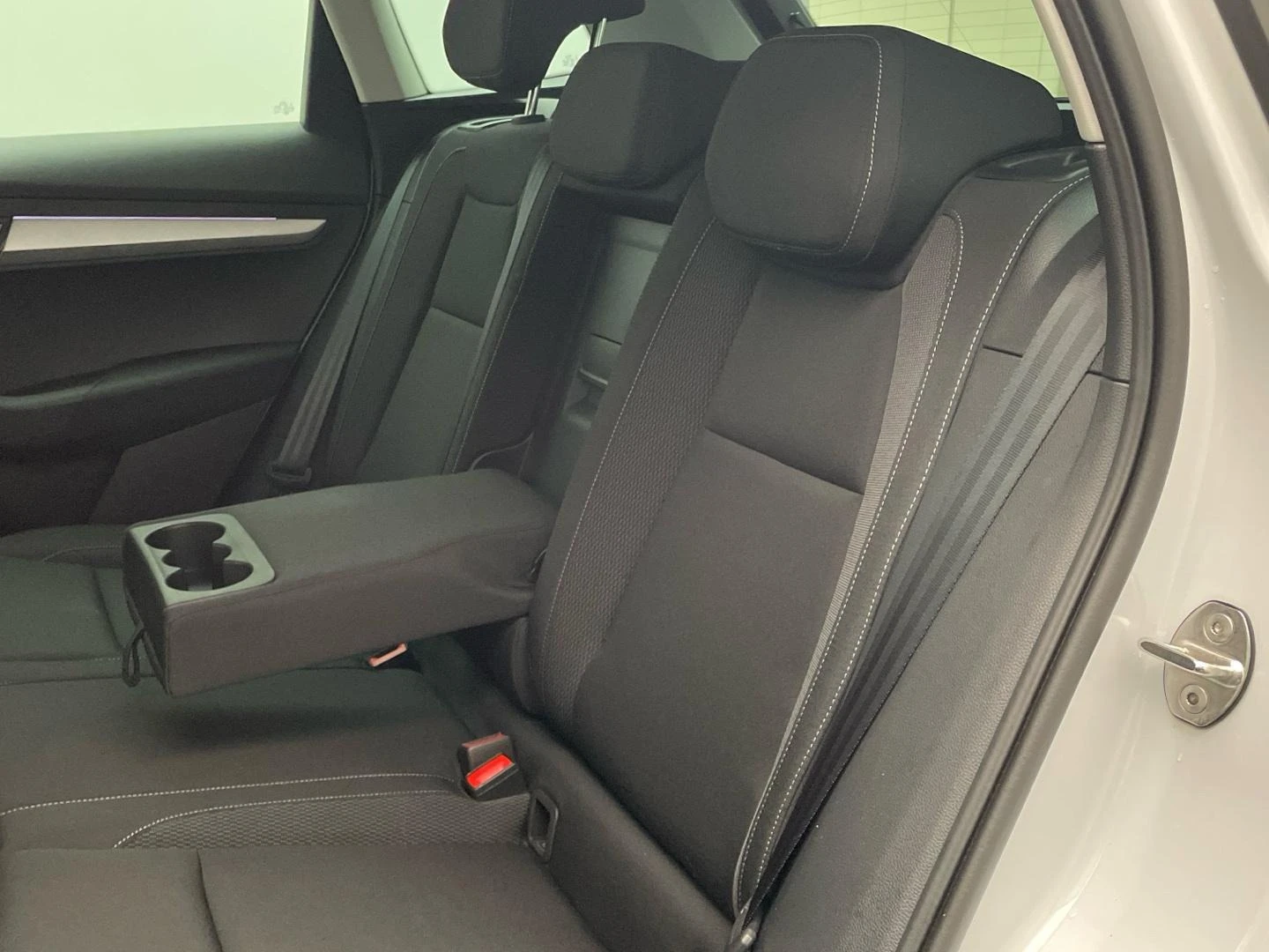 Skoda Karoq 2.0TDI* DSG* LED* NAVI* CARPLAY*  | Mobile.bg   10