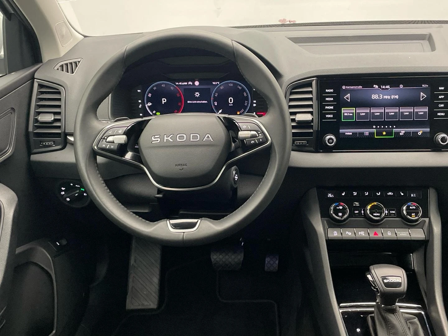 Skoda Karoq 2.0TDI* DSG* LED* NAVI* CARPLAY*  | Mobile.bg   8