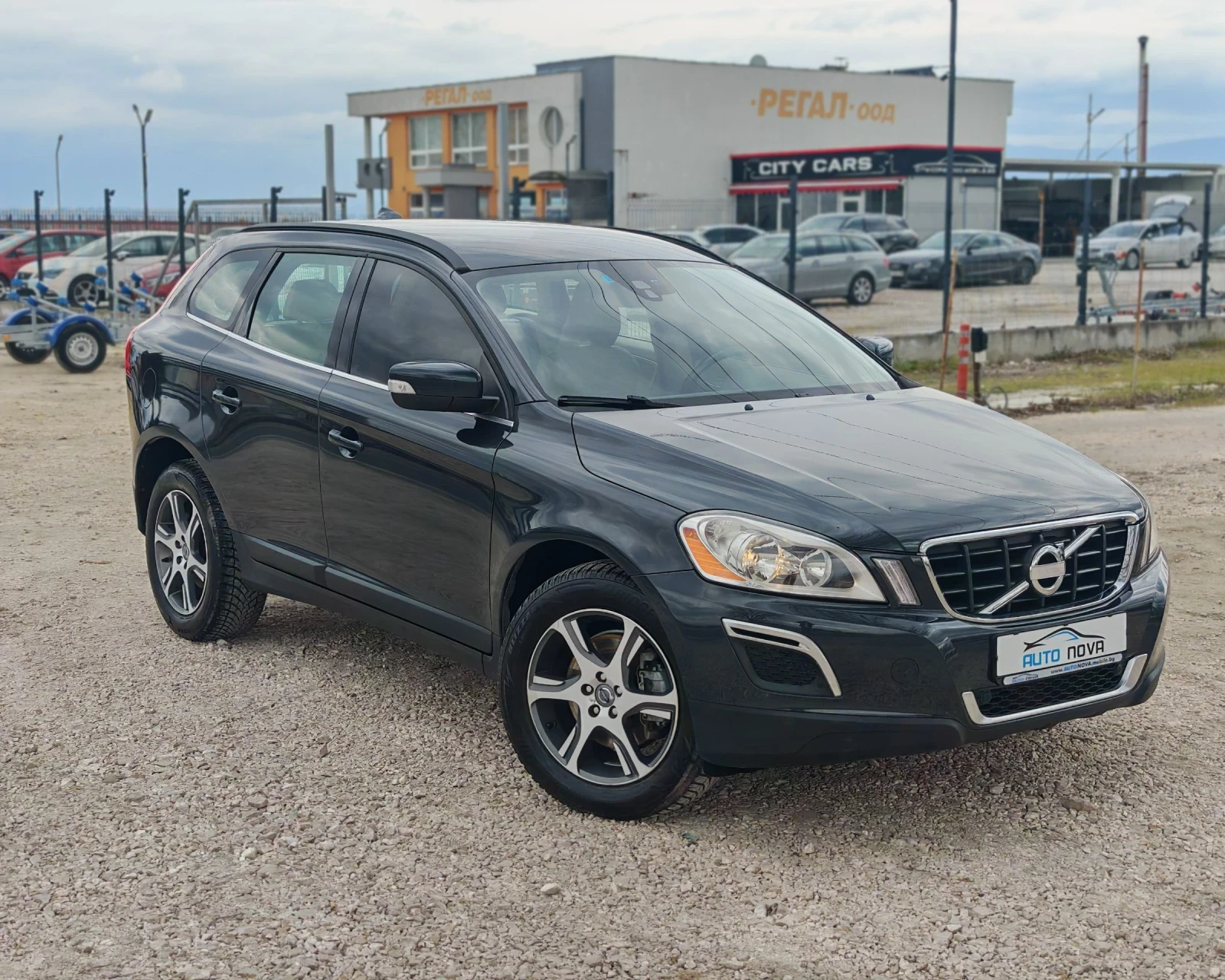 Volvo XC60 2.4  ДИЗЕЛ 163 К.С. 4Х4! КОЖА! УНИКАЛНО СЪСТОЯНИЕ!, снимка 16 - Автомобили и джипове - 53917141