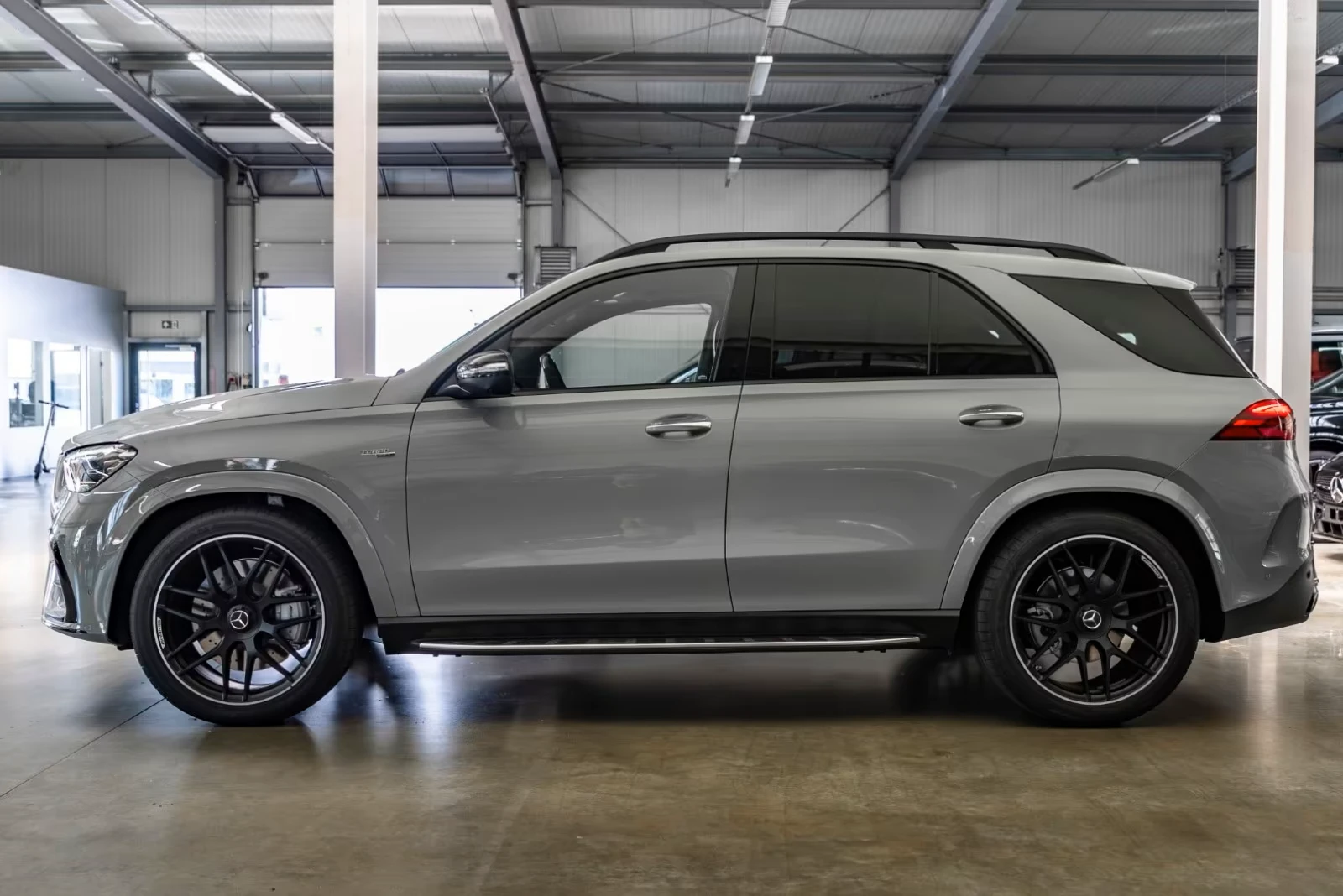 Mercedes-Benz GLE 53 4MATIC BURM* CARBON* 6+ 1* DISTR* 360CAM* HUD* PANO* DESI, снимка 5 - Автомобили и джипове - 54124169
